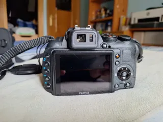 Cámara Digital Fujifilm HS-20