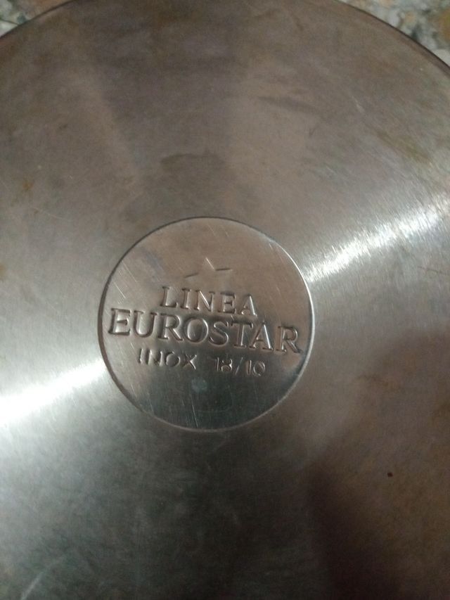 Juego de Ollas Metálicas