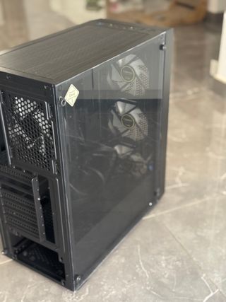Caja Gamdias Aura GC2 Negra RGB