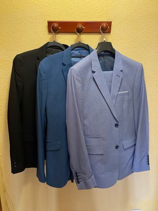 Trajes juveniles elásticos