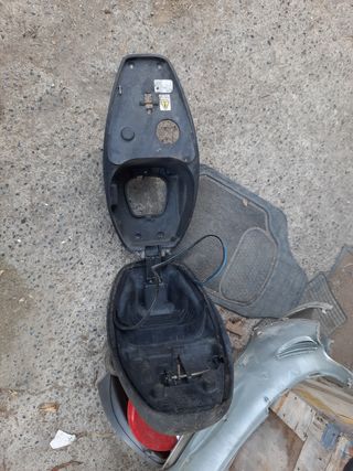 Kymco people 125 150 sella e sottosella