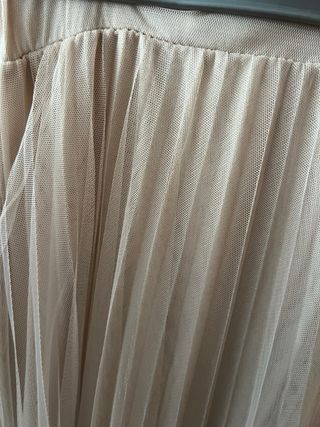 Falda plisada beige talla única