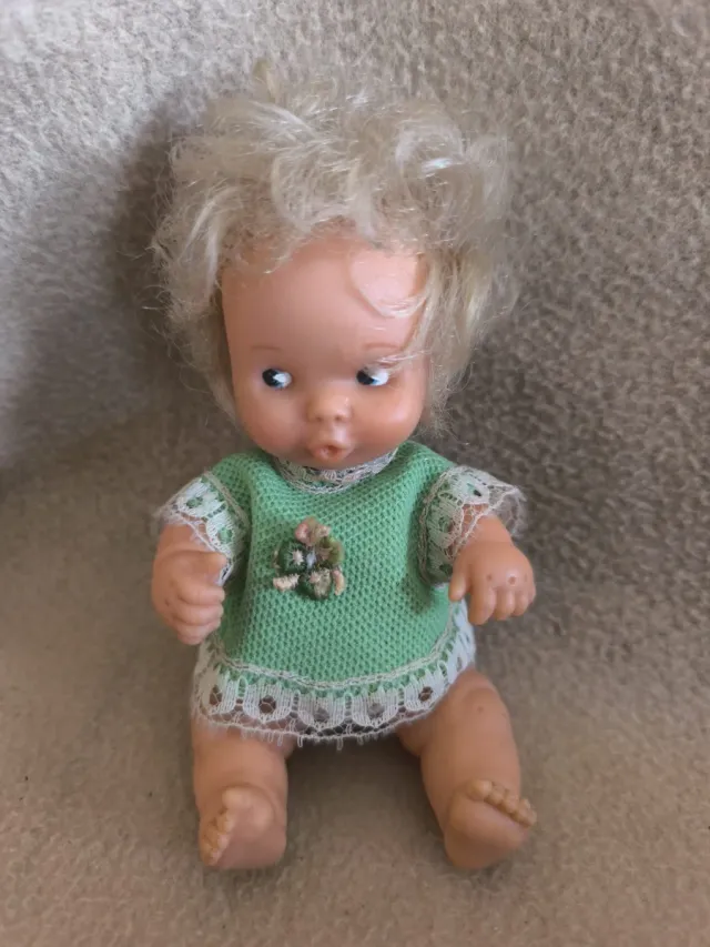 Barriguitas Muñeca Besitos Años 80 + Ropa