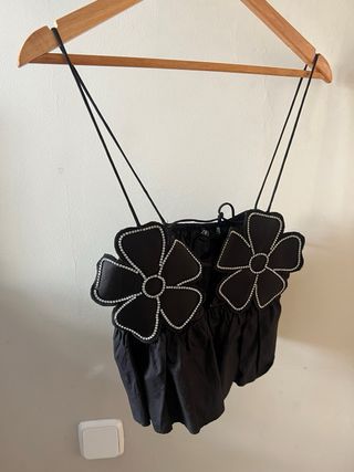 Top Zara Negro Flores Pedrería