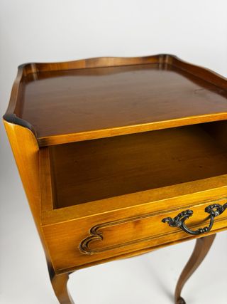 Mesita Noche Francesa Madera o mesa auxiliar