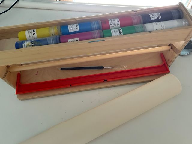 Soporte manualidades y rollos papel