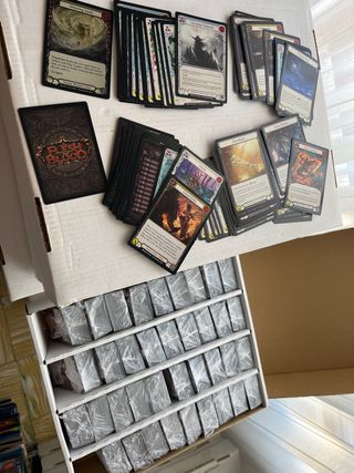 3800 Cartas Coleccionables Flesh and Blood