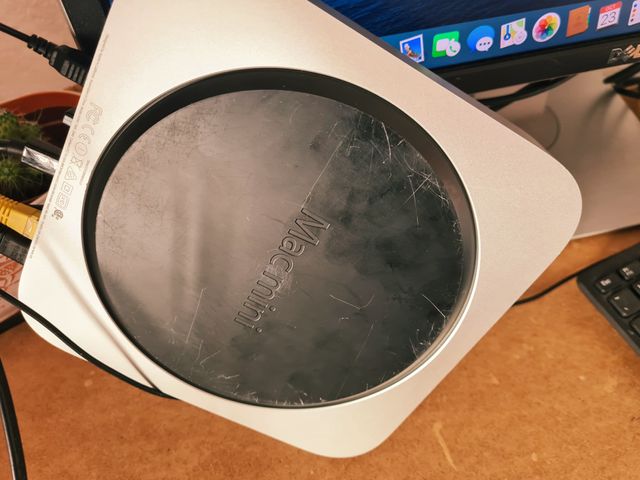 Computador Apple Mac Mini i5 2014 8GB RAM 256GB SSD