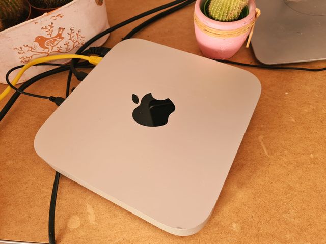 Computador Apple Mac Mini i5 2014 8GB RAM 256GB SSD