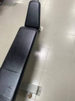 Banco de abdominales Precor ajustable