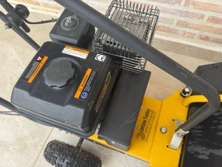 Barredora industrial Pista Pádel/Tenis/Golf