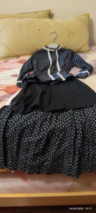 Traje de vasquita talla 6 años