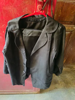 Traje fallero antiguo negro. 