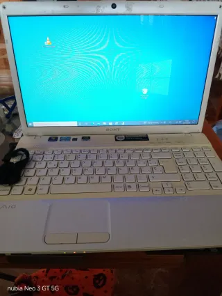 3 Portátiles Sony Vaio Beige