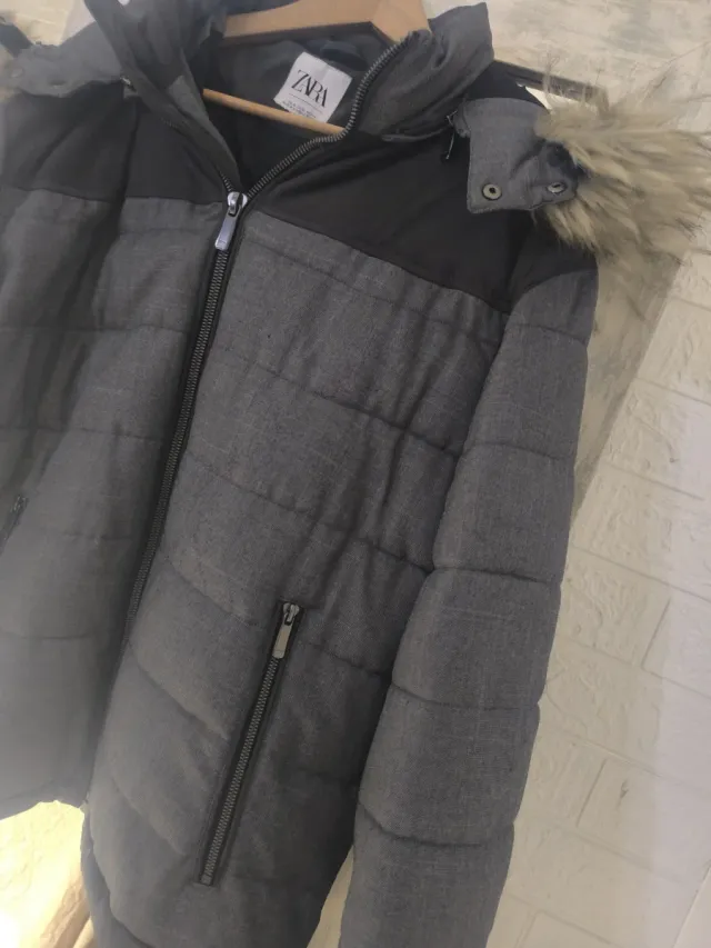 Cazadora acolchada ZARA gris T.XL