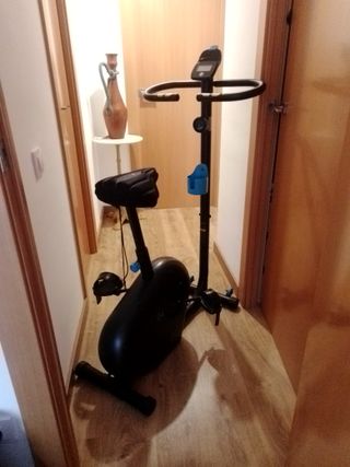 Bicicleta Estática Negra