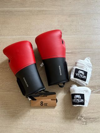 Guantes Boxeo Rojo/Negro 8oz + Vendas