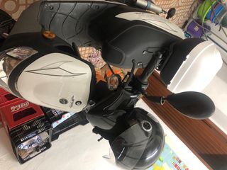 Ciclomotor Keeway Hurricane Blanco y Negro 50cc