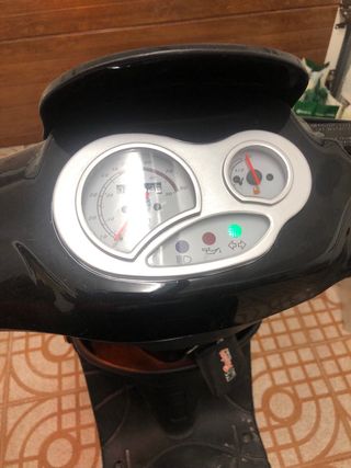 Ciclomotor Keeway Hurricane Blanco y Negro 50cc