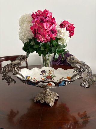 Centro de mesa porcelana y metal con aves