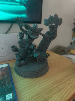 Figura Resina Crash Bandicoot 20cm
para pintar