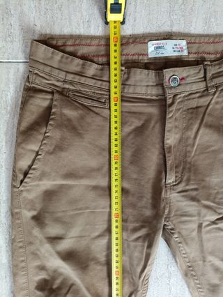 Pantalones Chinos algodón Springfield. 42. Medidas