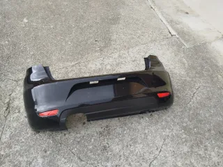 Defensa Ibiza 6L Negra