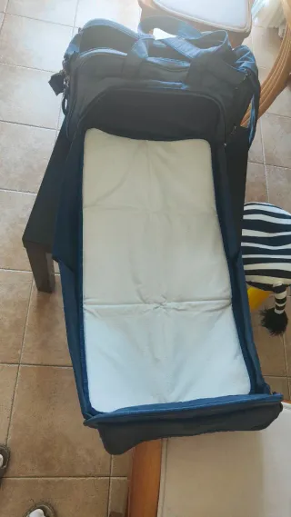 Pack cambiador con bañera bolsa y pañales