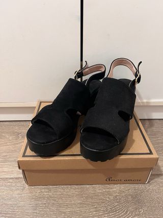 Sandalias Plataforma Negras con Tacón Ancho