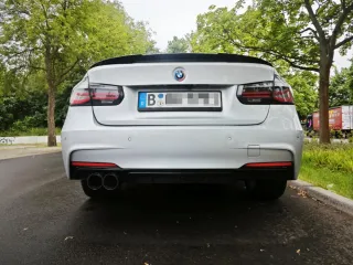 BMW 320i M SPORT PERFORMANCE