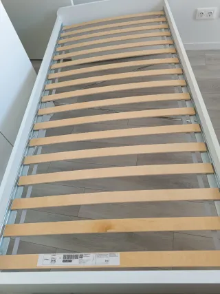 Estructura cama IKEA Slakt + somier