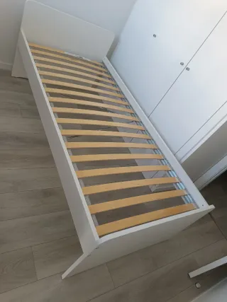 Estructura cama IKEA Slakt + somier