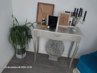 Cassettiera vintage in legno e metallo