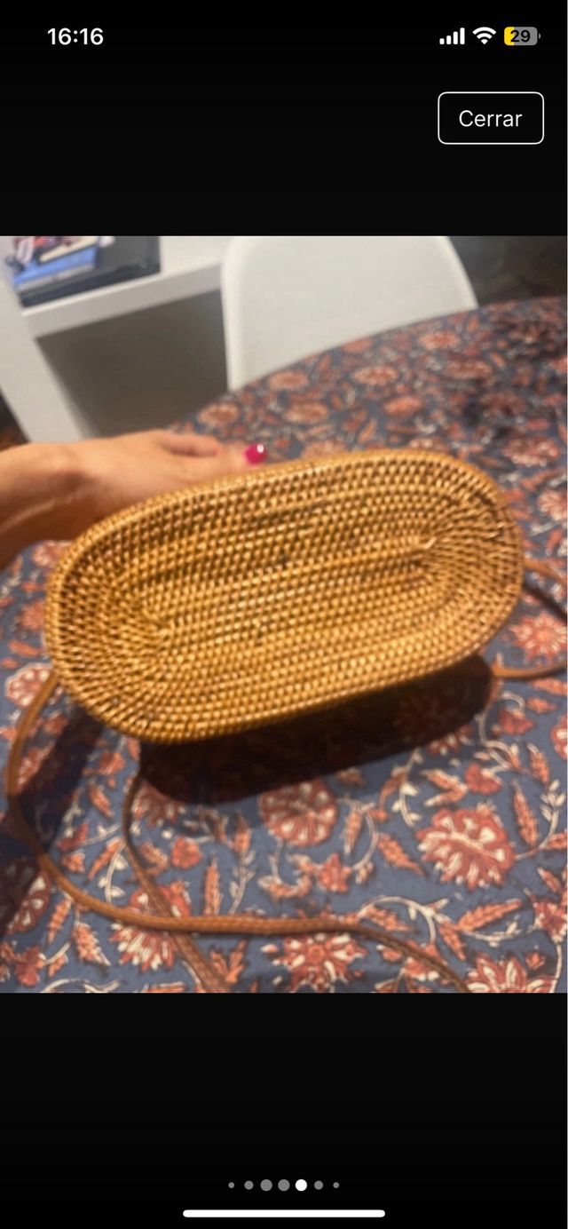 Bolso de mimbre para mujer