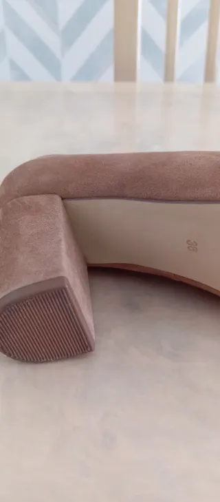 Zapatos de tacón marrón señora