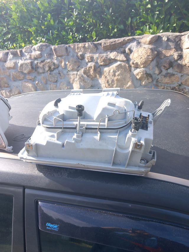 Faros Mercedes 190 W201