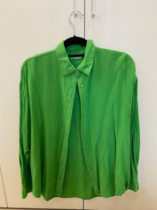 Camisa verde manga larga