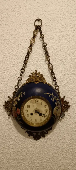 Reloj de pared pintado a mano
