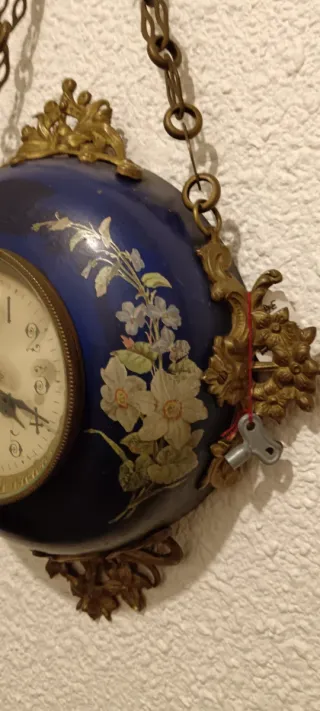 Reloj de pared pintado a mano