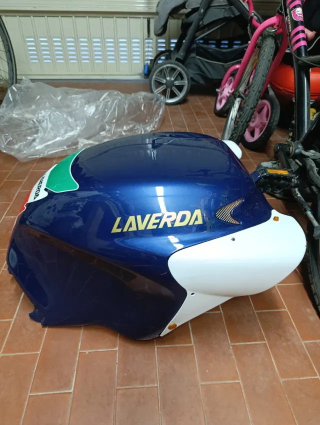 Carene con cupolino Laverda