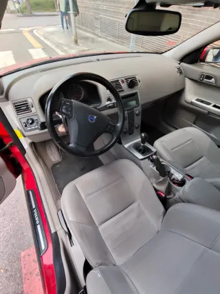 Volvo V50 2004