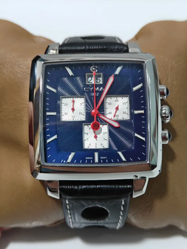 Reloj Cyma Big Date Cronógrafo Azul