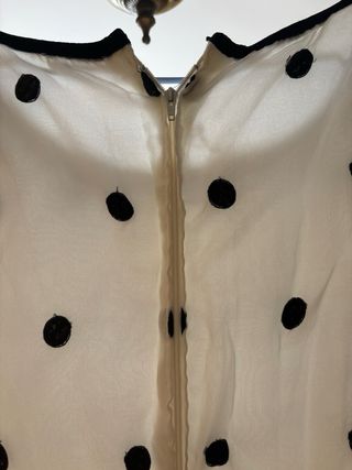 Vestido blanco lunares negros años 60