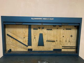 Mesa y panel de herramientas HECO