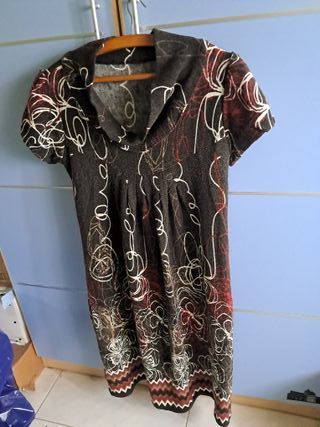 Vestido estampado marrón y multicolor