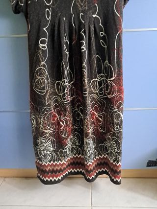 Vestido estampado marrón y multicolor