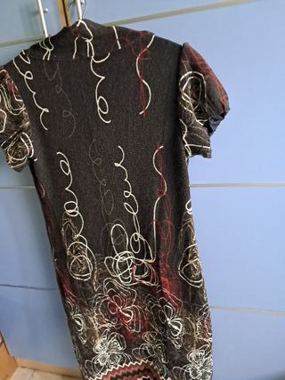 Vestido estampado marrón y multicolor