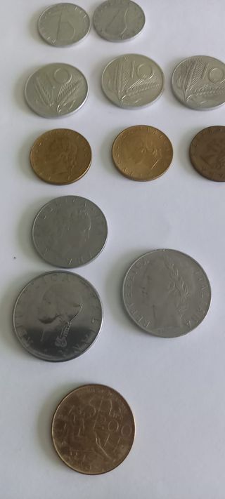 Lotto 13 monete Lire Italiane 1949-1980