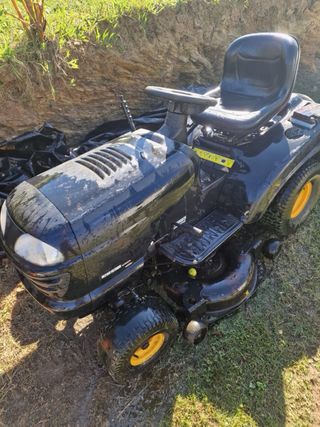 Cortacésped de gran corte