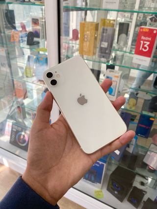 Semi-nuovo iPhone 11 64GB bianco